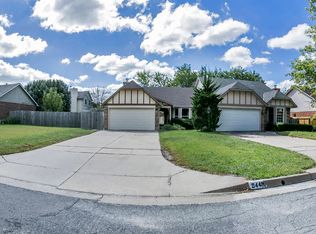 9449 E Skinner St, Wichita, KS 67207