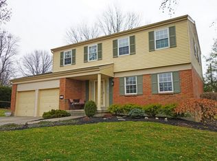 1818 Stonehouse Ln, Cincinnati, OH 45255