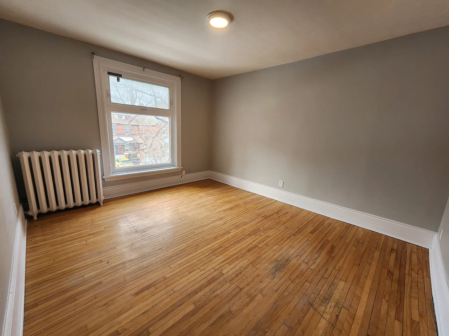 72 Fifth Avenue — Photo 3