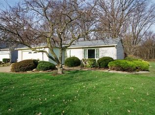 5502 Williamsburg Dr, Lorain, OH 44053