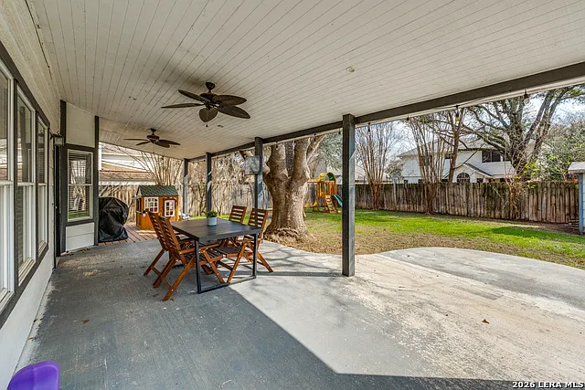 1017 Silvertree Blvd — Photo 23