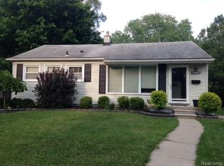18402 Fox St, Redford, MI 48240