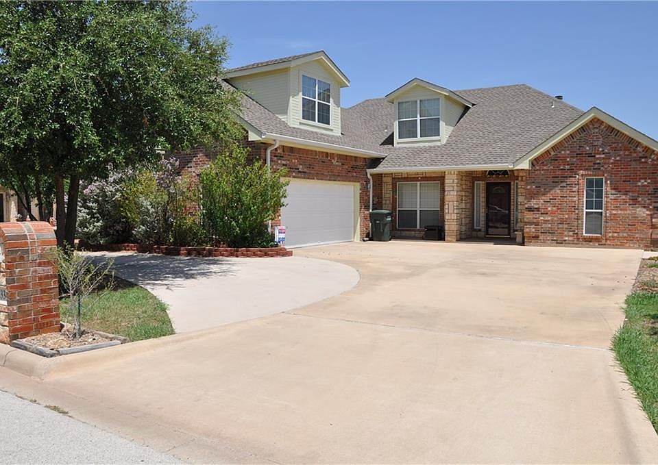 1st image of 3334 White Oaks Dr