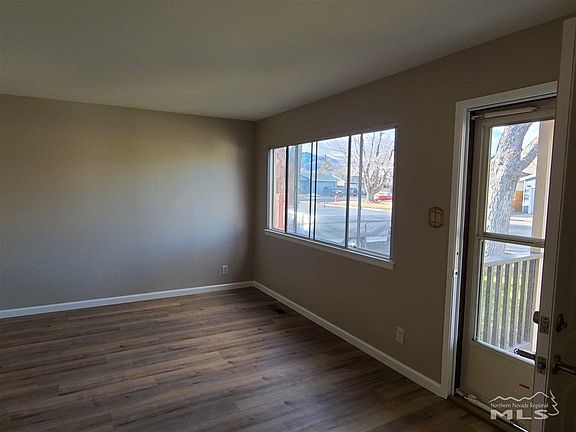 2nd image of 1325 Willard Ln