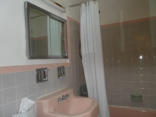 Rented by Keller Williams NYC | media 22