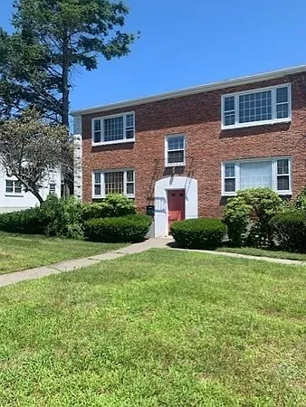 16 Abington Ave #2R Photo 1
