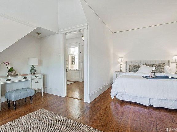 5th image of 948 Lake St #A