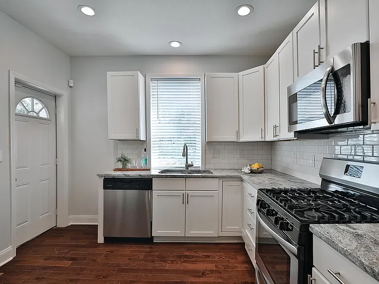 742 Oakwood Ave #742 — Photo 17