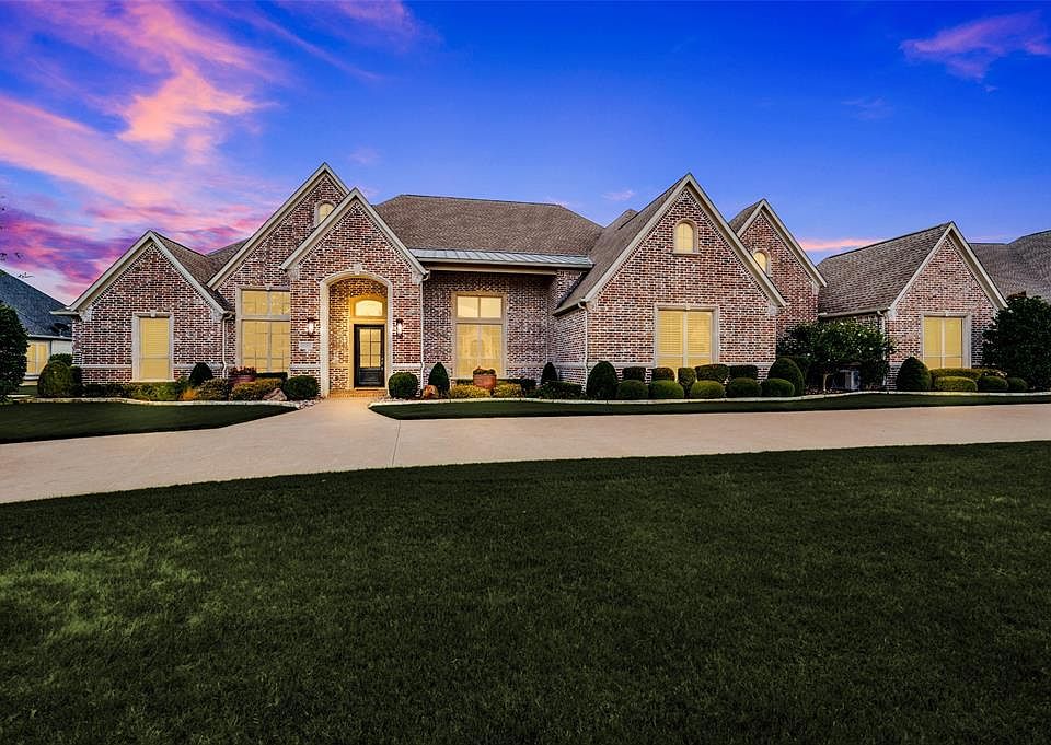 1st image of 2140 Willow Bend Dr