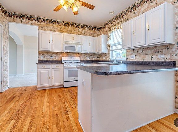 5th image of 25428 W Blakely Dr