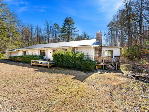 540 Gnats Hollow Rd, Mountain Rest, SC 29664