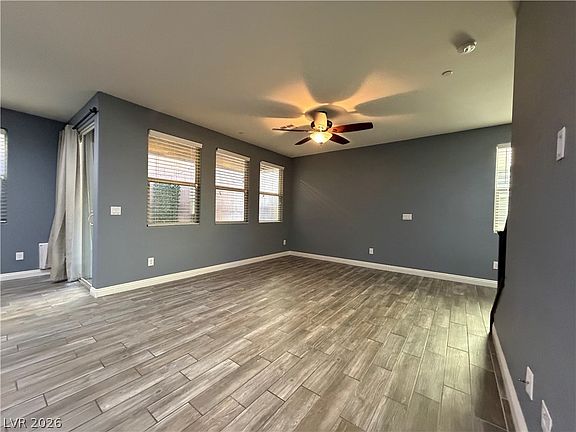5th image of 7563 Chimney Point Ct