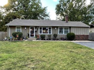 5416 Flint St, Shawnee, KS 66203