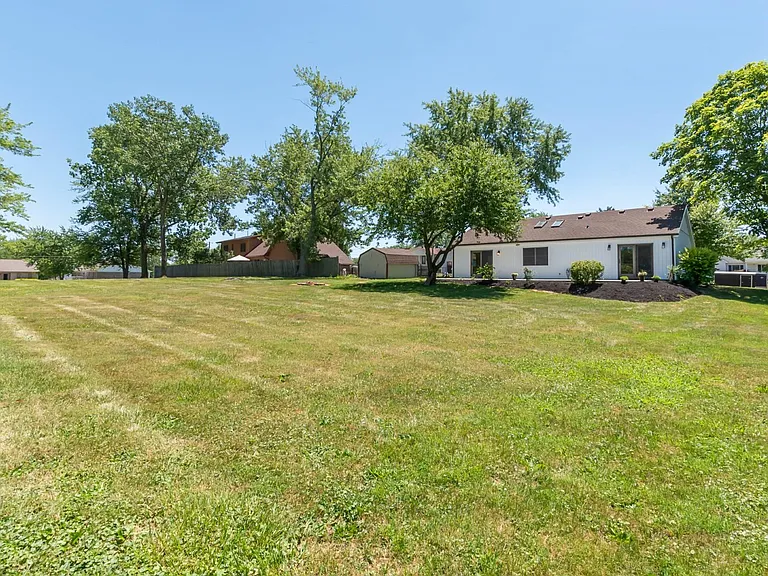 2310 Sequoya Trl — Photo 15