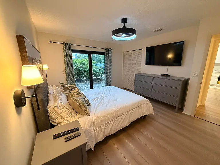 24 Westgate Ln #24A — Photo 8