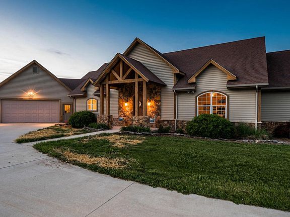 5500 Locust Grove Church Rd - twilights