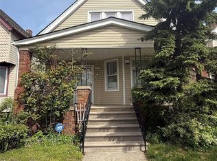 2617 Belmont St, Hamtramck, MI 48212