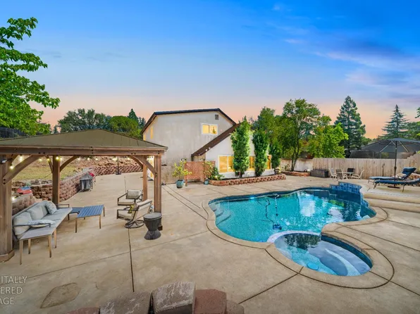 3433 La Canada Dr, Cameron Park, CA 95682