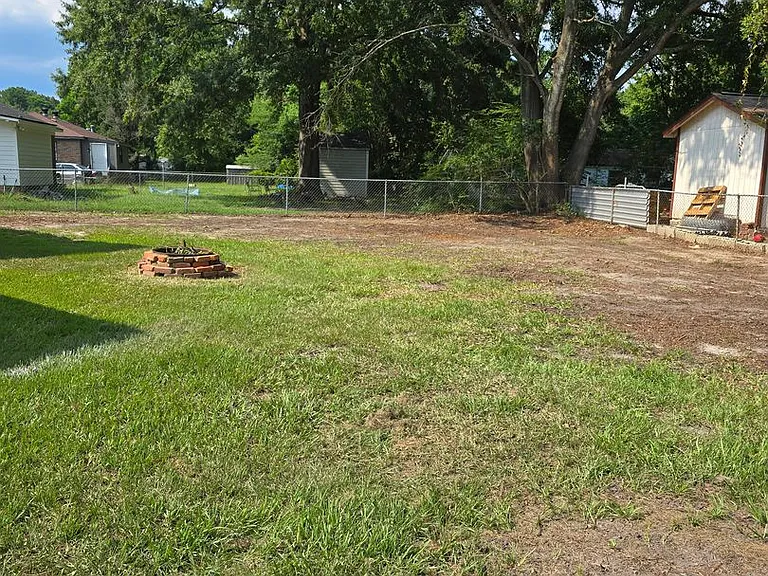 300 Mary Scott Dr — Photo 13