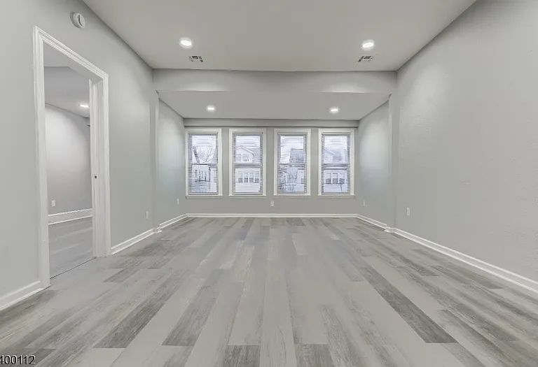 89 Sheridan St — Photo 10