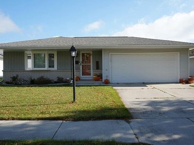 2827 South 20th STREET, Sheboygan, WI, 53081