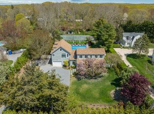 (Undisclosed Address), Southampton, NY 11968