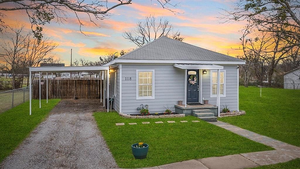 118 E Saunders St, Trenton, TX 75490 Zillow