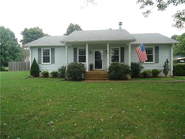 1st image of 86 W Caldwell St