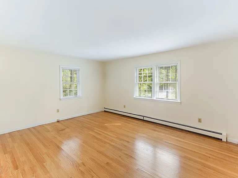 49 Bramblebush Dr — Photo 13