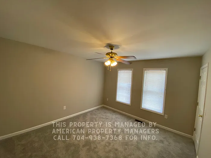 501 Martin Cir #D — Photo 7