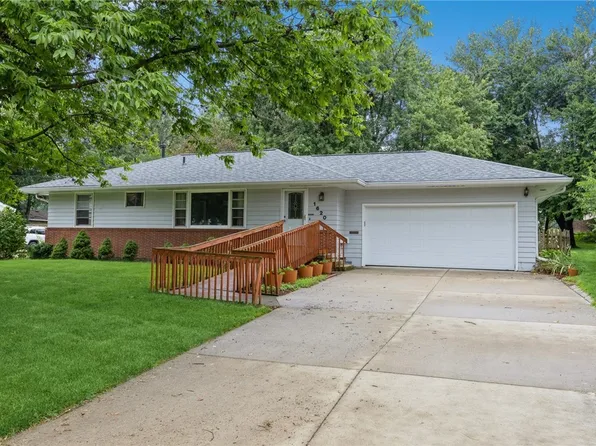 1620 17th St, West Des Moines, IA 50265
