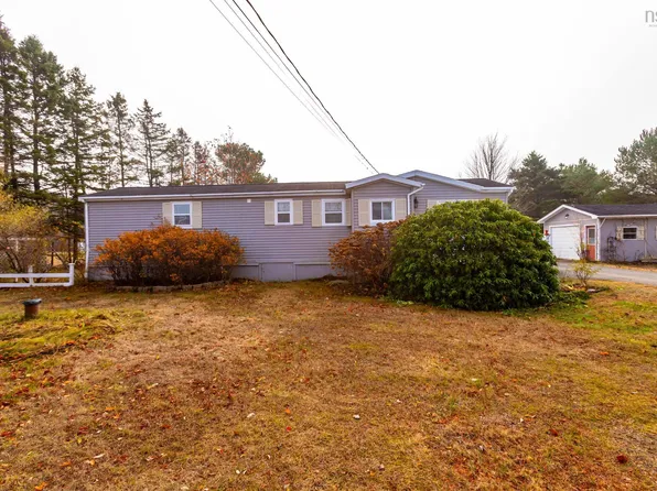 8894 Highway 201, Nictaux, NS B0S 1P0
