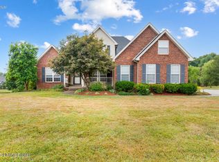 107 Deerfield Hills Rd, Elizabethtown, KY 42701