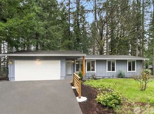 3040 241st Ave SE, Sammamish, WA 98075