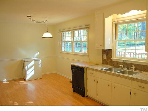 5th image of 5602 Willow Dr