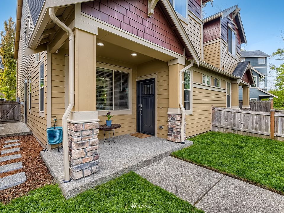 1st image of 14525 15th Ave W #B