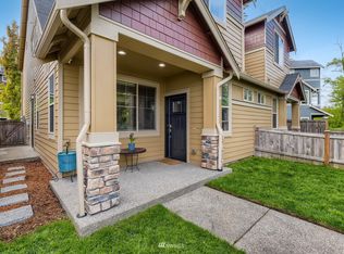 14525 15th Ave W #B, Lynnwood, WA 98087