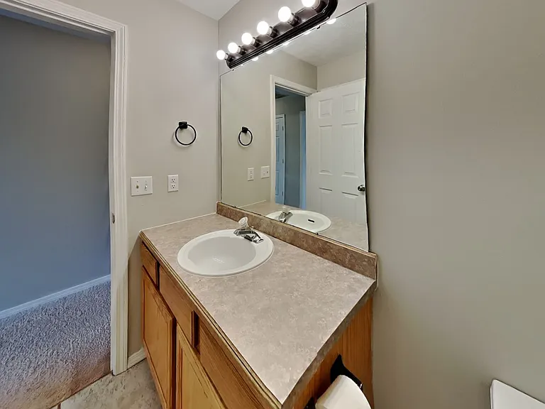 720 N Elder Ave — Photo 15