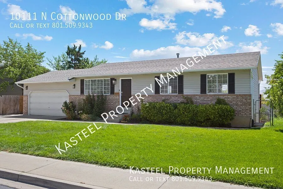 Beautiful Home, Great Location, Big Yard — Photo 2