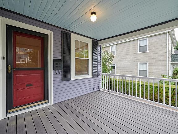 Private Front Porch