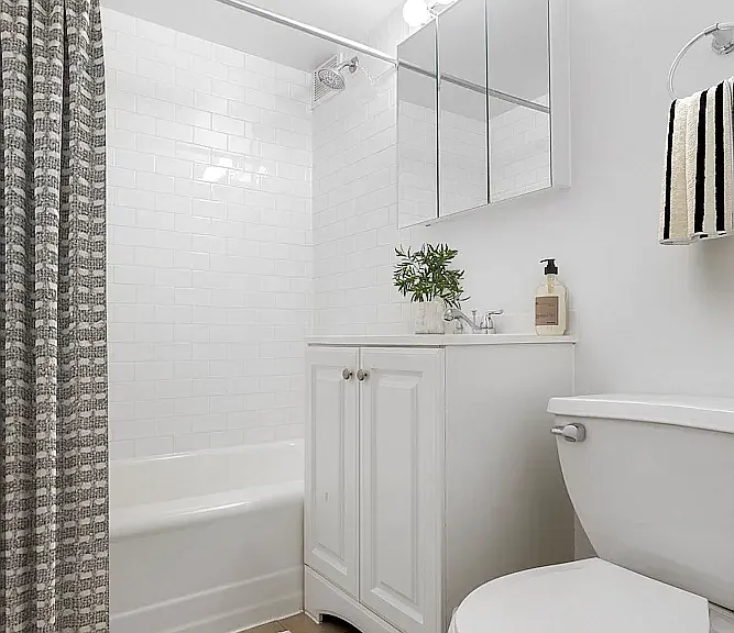 10460 Queens Blvd #6M — Photo 4