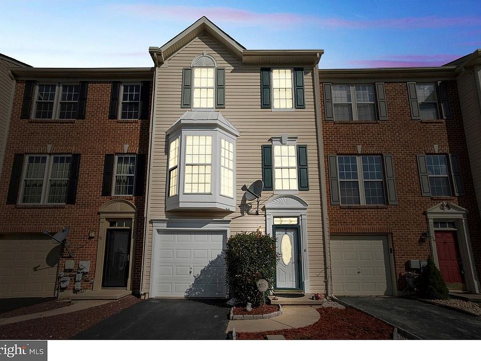 1st image of 58 Alexis Dr
