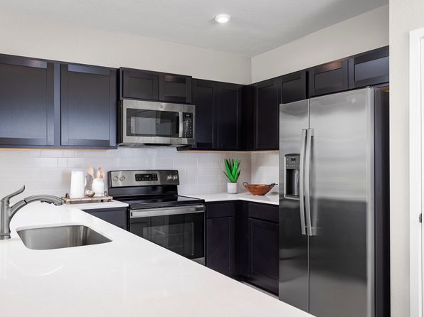 1034 NW 6th Ter, Florida City, FL 33034