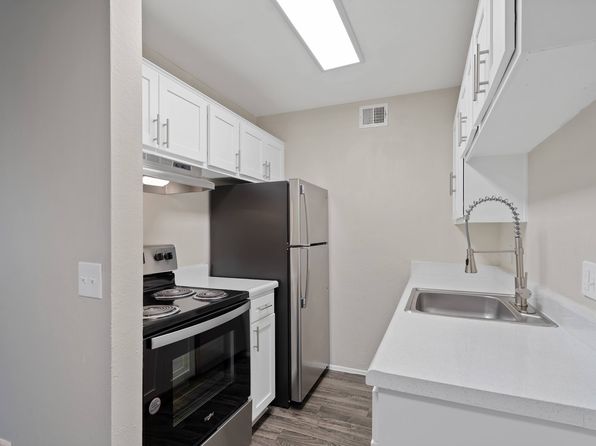 444 W Orange Grove Rd #315