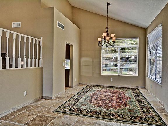 4th image of 3351 E Tanglewood Dr