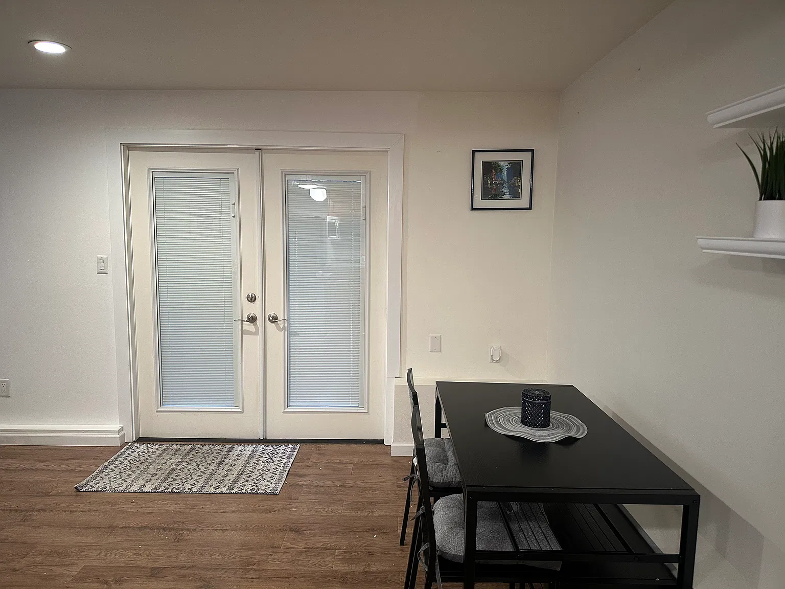 1 bed, 1100 sqft, $1,500 — Photo 2