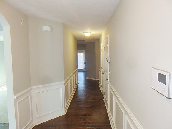 3rd image of 2458 Newbury Ave