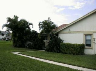 5694 Northpointe Ln, Boynton Beach, FL 33437