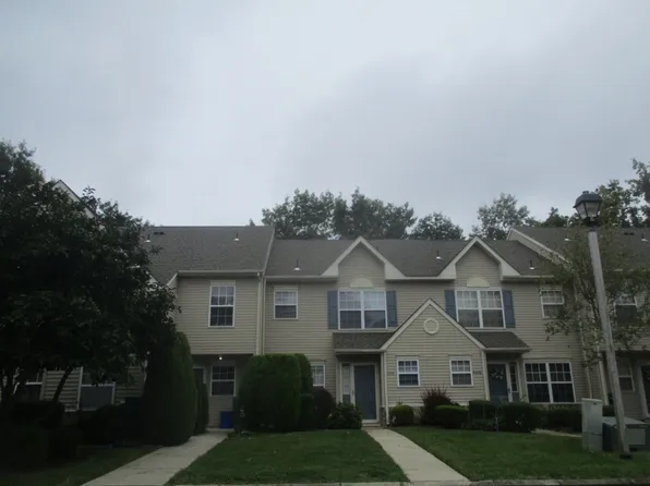 2808 Falcon Ct, Mays Landing, NJ 08330