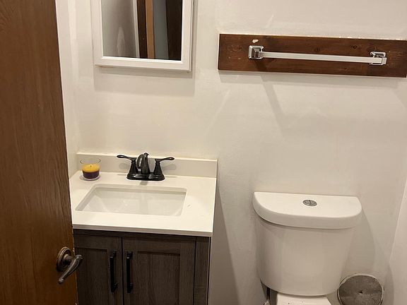 5th image of 1253 Cunningham Dr APT 1W